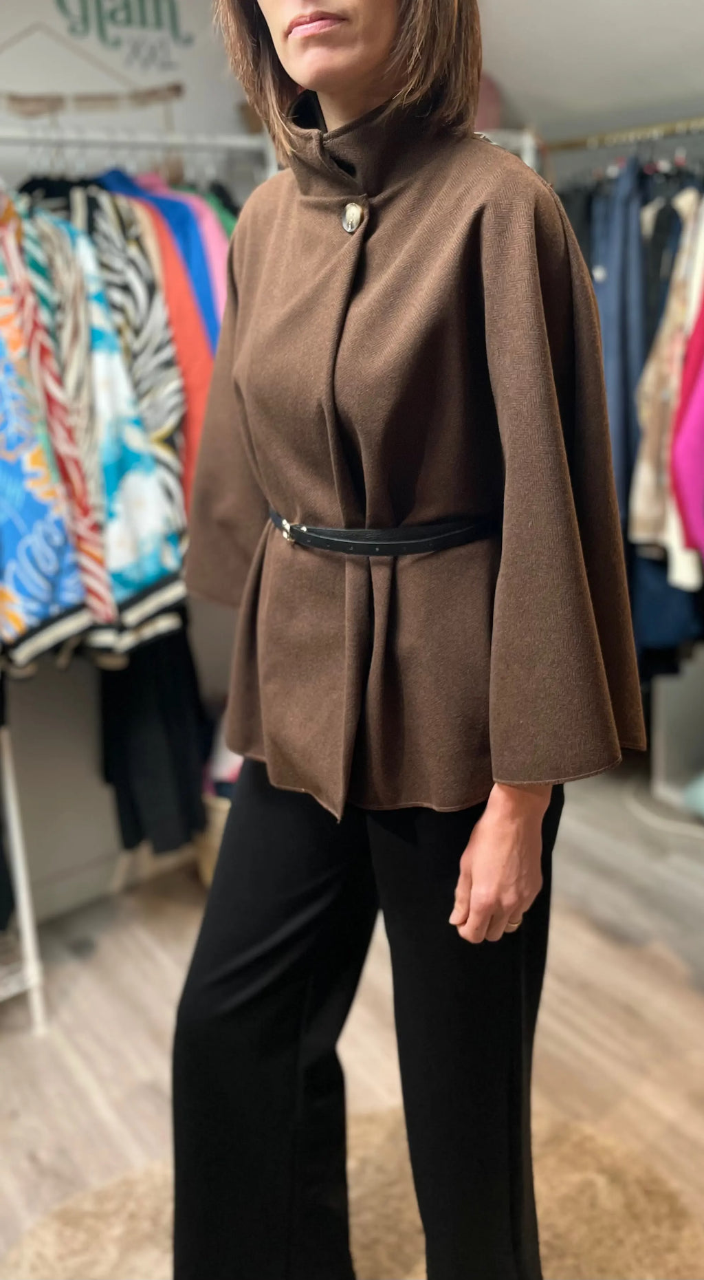 Manteau cape marron ceinturé - Astrid ELLE STYLE