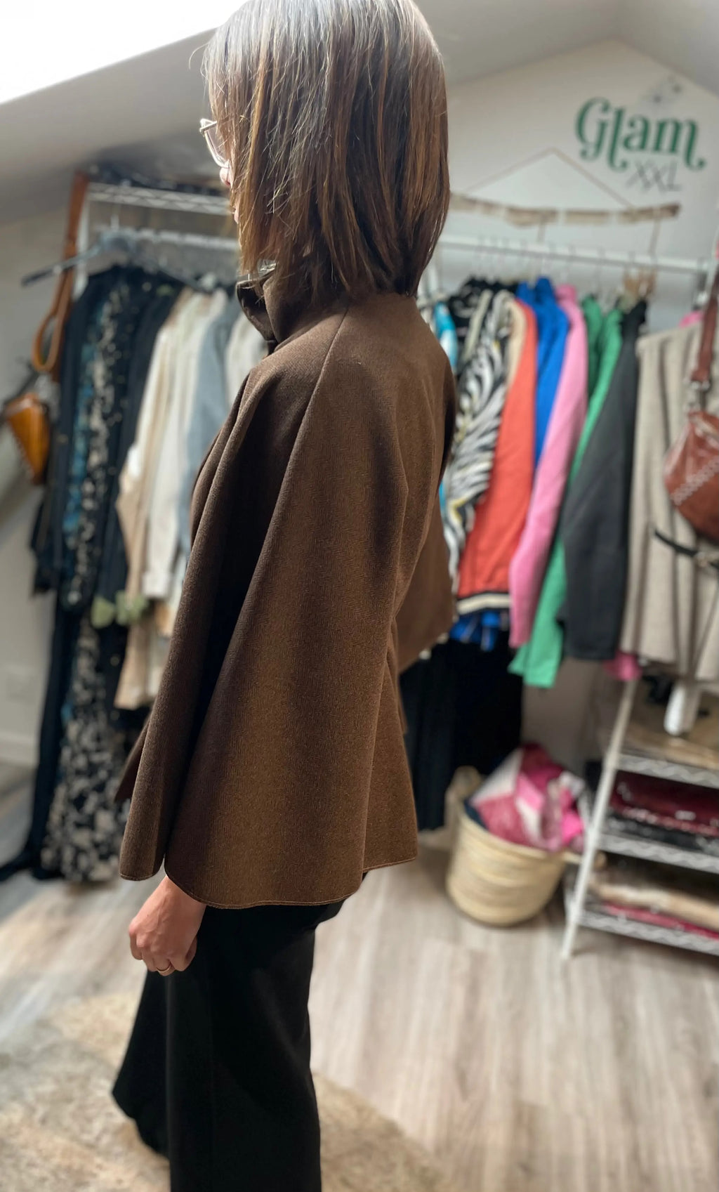 Manteau cape marron ceinturé - Astrid ELLE STYLE